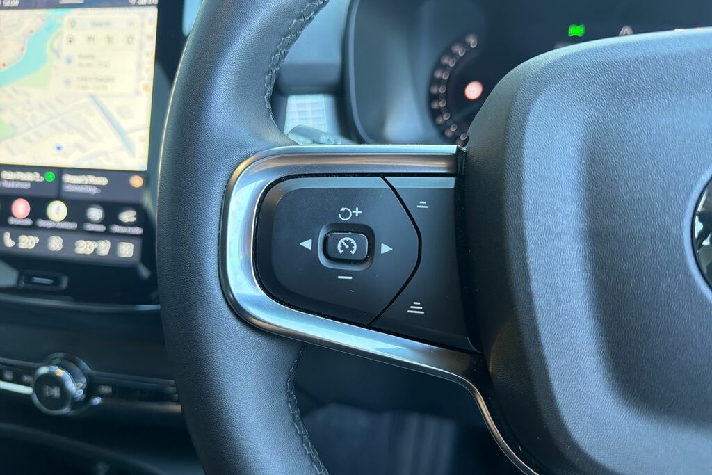 Volvo XC40 Recharge Pro, Single Motor Sunroof360 Camera Red #14