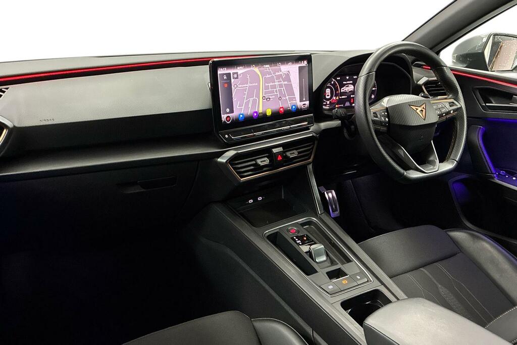 Cupra Leon Hatchback  #2