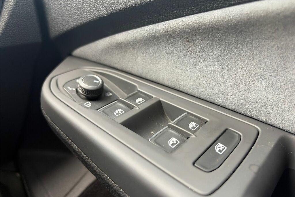 Volkswagen Golf 1.5 Etsi 150 R-line Dsg  #31