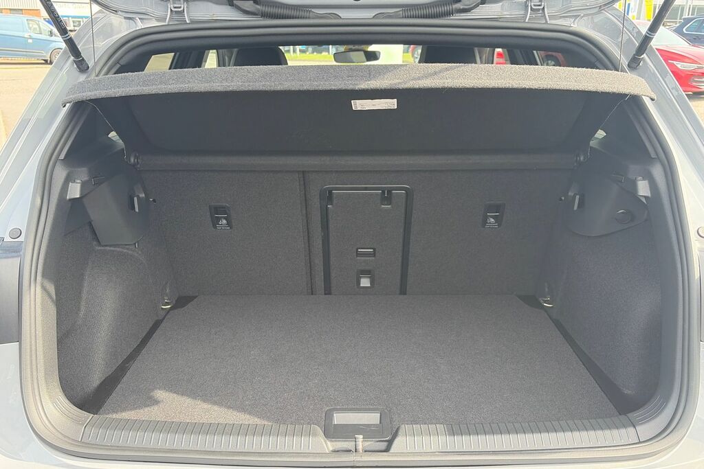 Volkswagen Golf 1.5 Etsi 150 R-line Dsg  #11