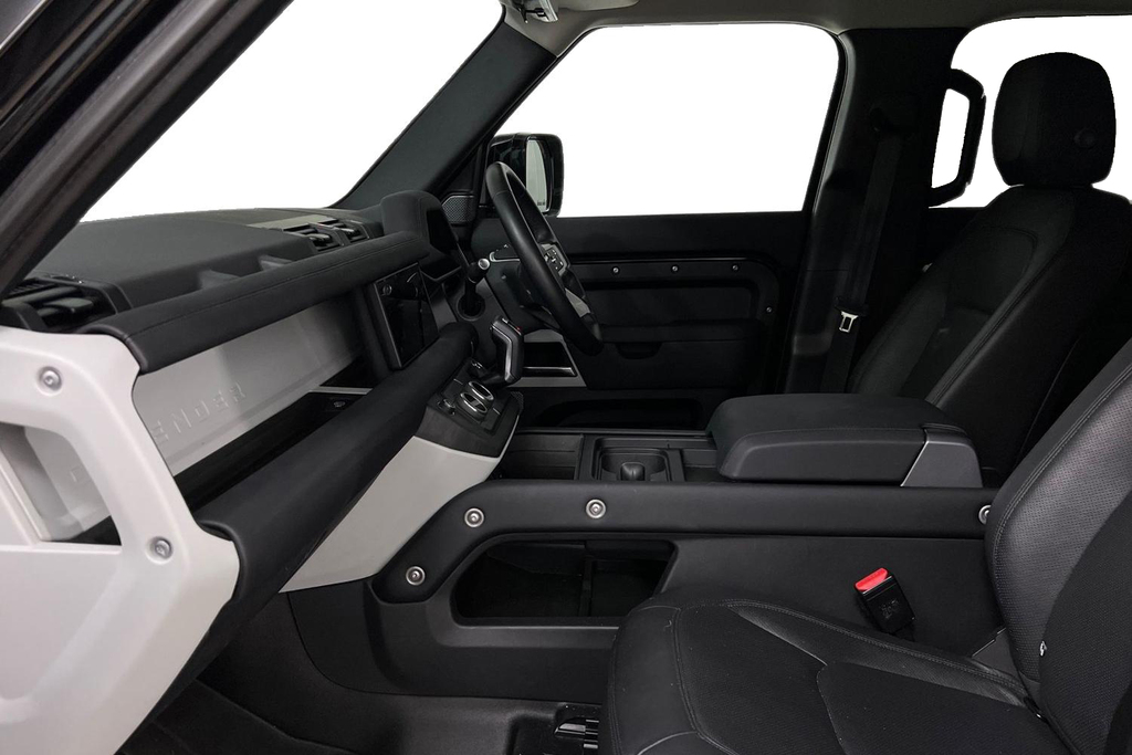 Land Rover Defender 110 D250 Xs Edition Black #3