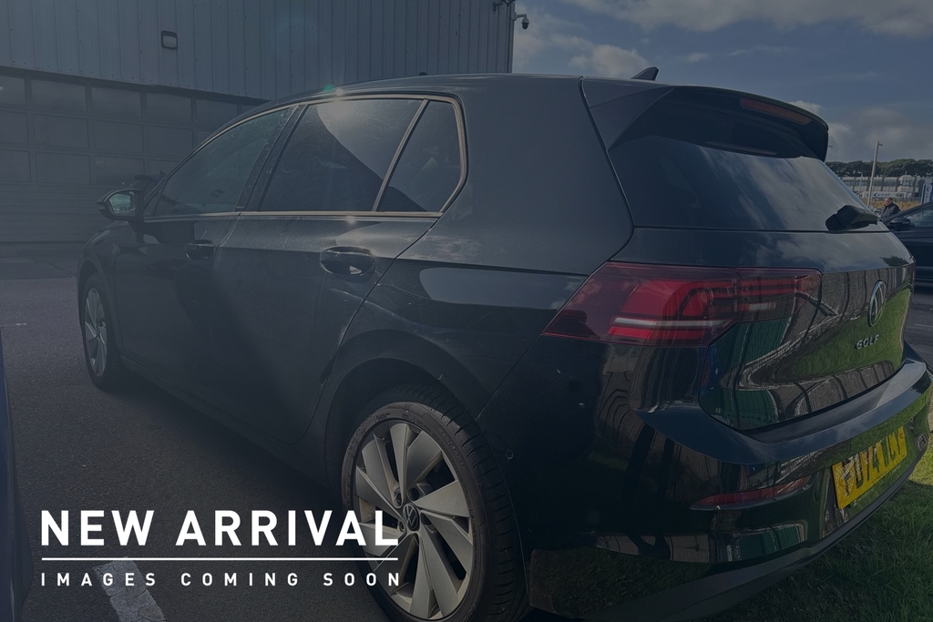 Volkswagen Golf 1.5 Tsi 150 Match Black #3