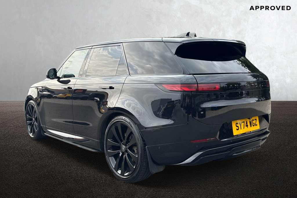 Land Rover Range Rover Sport D300 Dynamic Se Black #2