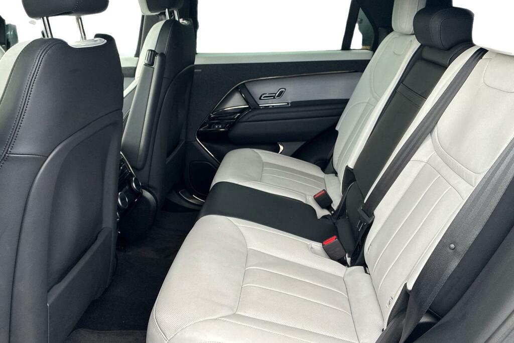 Land Rover Range Rover Sport D300 Dynamic Se Black #4