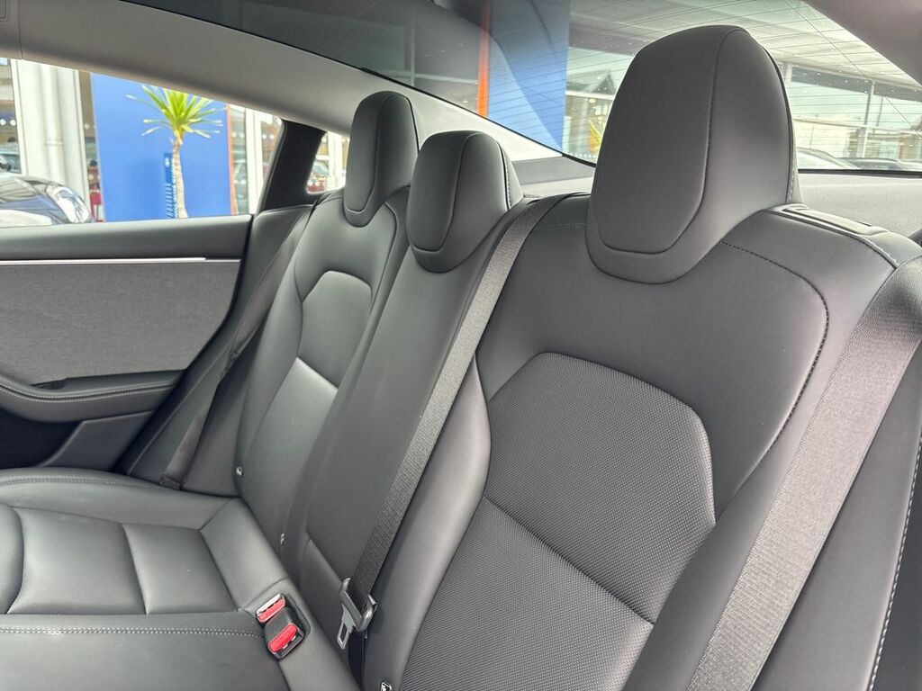 Tesla Model 3 Dual Motor Performance Saloon Black #23