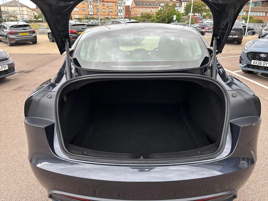 Tesla Model 3 Dual Motor Performance Saloon Black #24