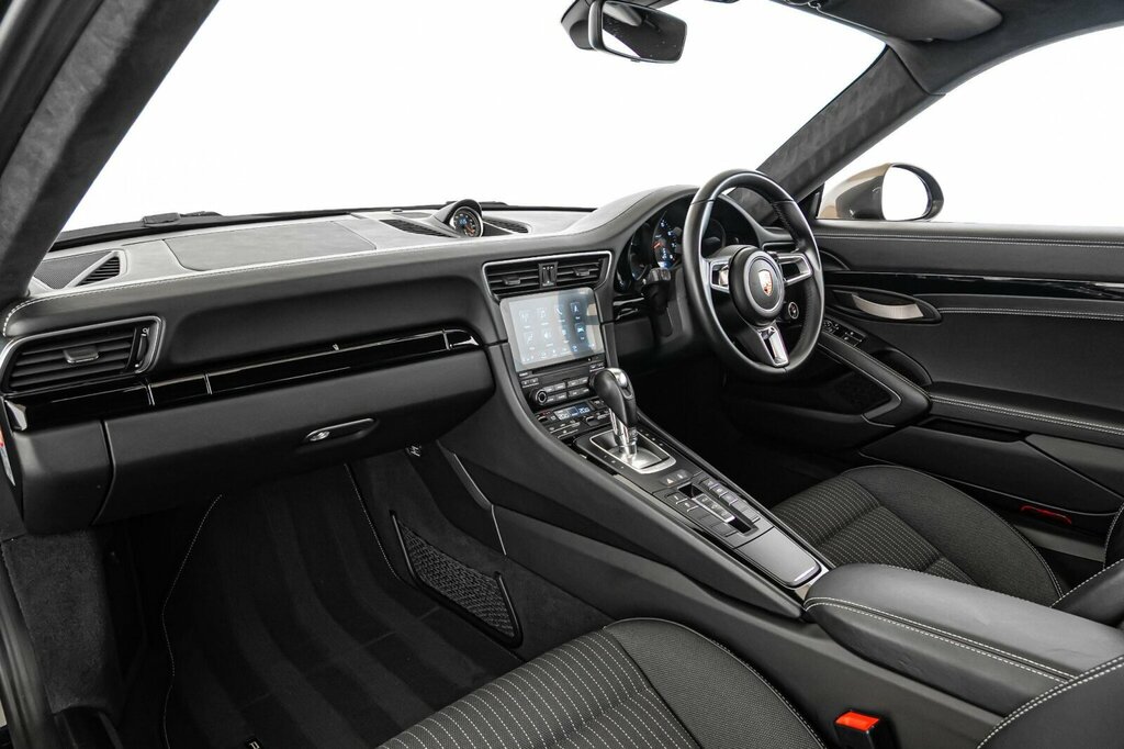 Porsche 911 Coupe Black #17