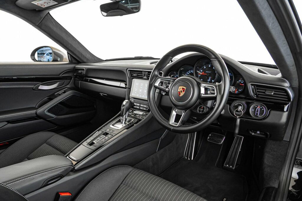 Porsche 911 Coupe Black #16