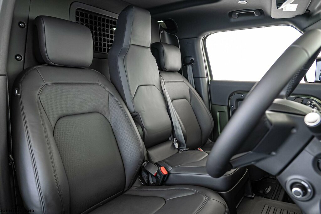 Land Rover Defender X-dynamic Se Grey #28