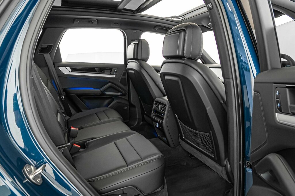 Porsche Cayenne E-hybrid Tiptronic S Blue #14