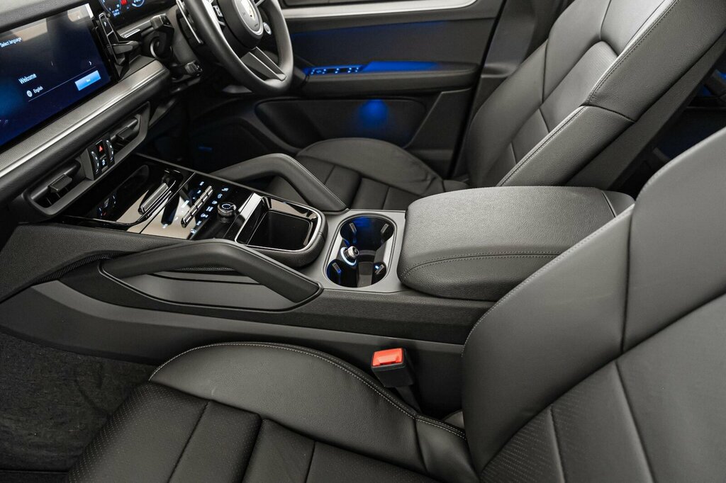 Porsche Cayenne E-hybrid Tiptronic S Blue #22