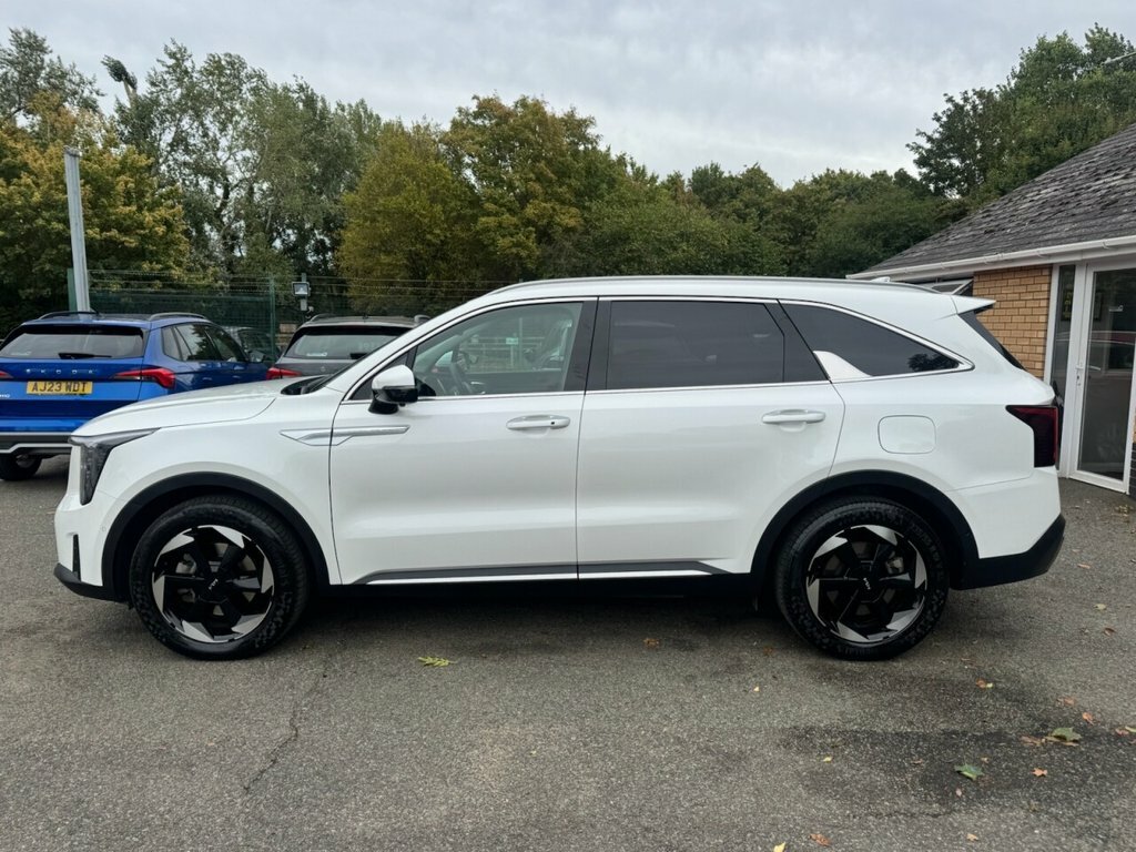 Kia Sorento 1.6L 3 White #6