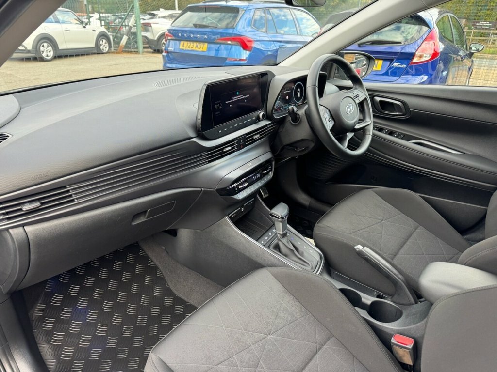 Hyundai Bayon 1L Premium Grey #4