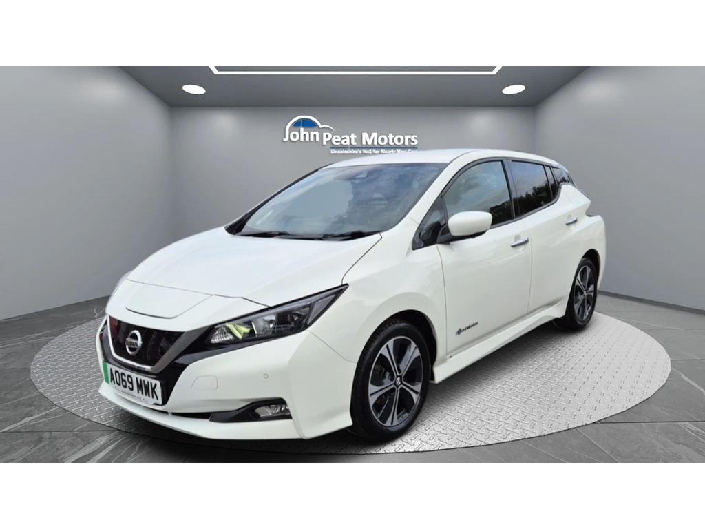 Nissan Leaf N-connecta White