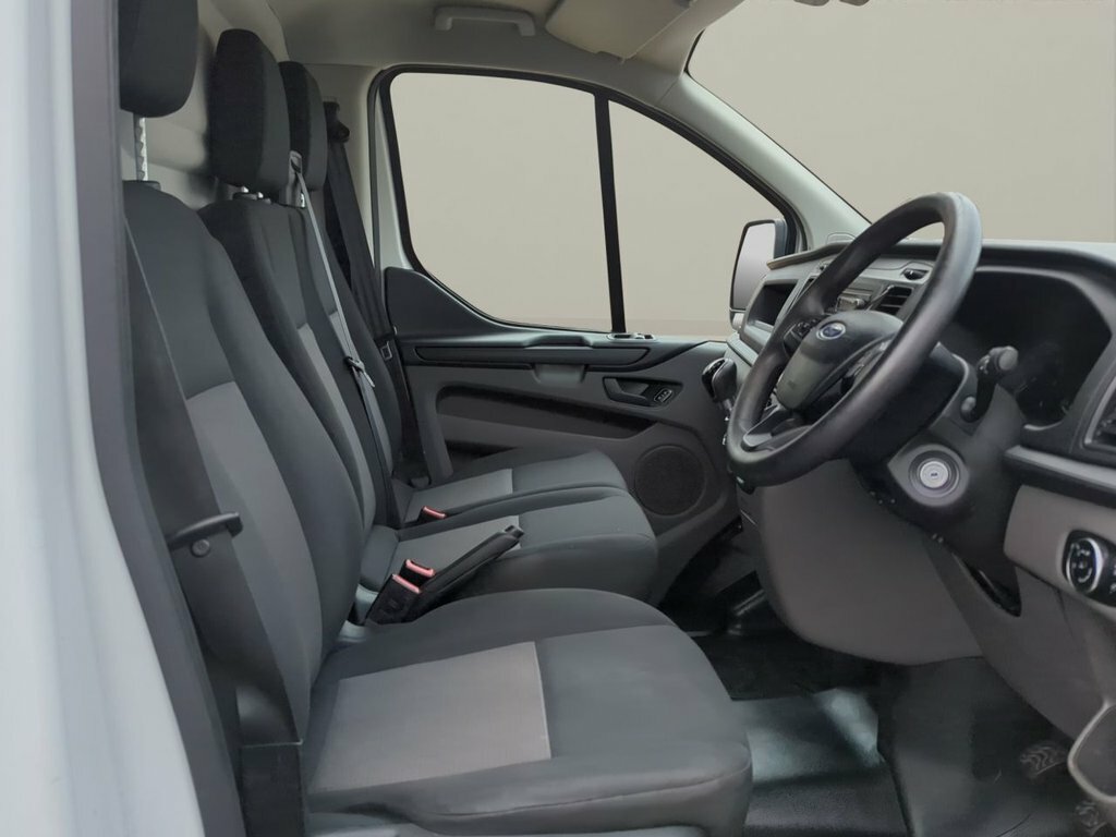 Ford Transit Custom Mpv YT19CNR White #3