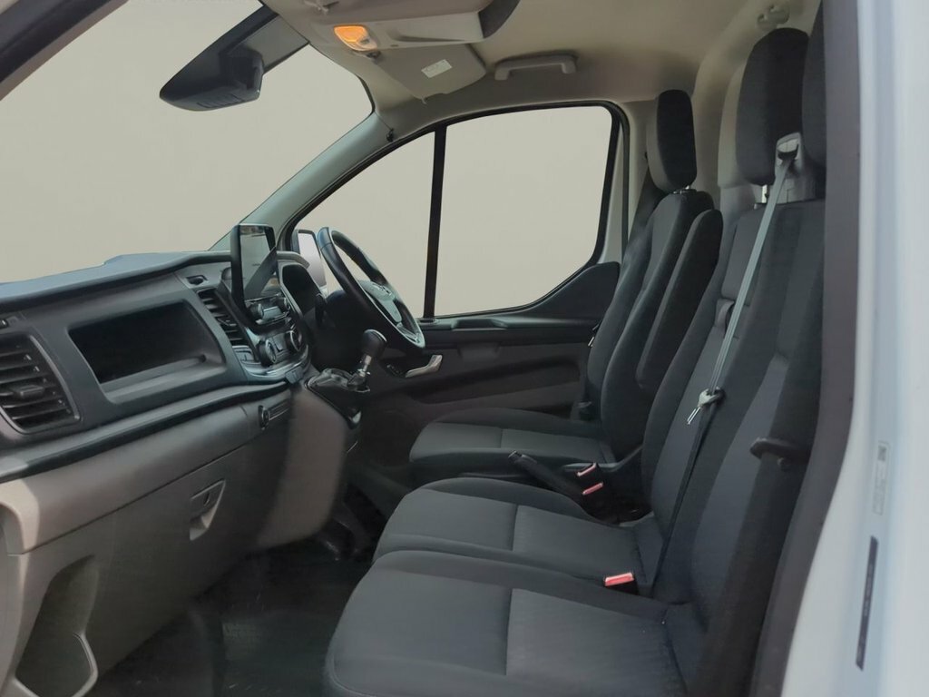 Ford Transit Custom 2L Trend LG20CZP White #4
