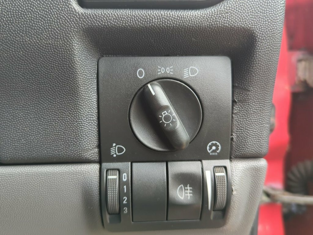 Vauxhall Combo 1.3 Cdti 1700 16V White #16