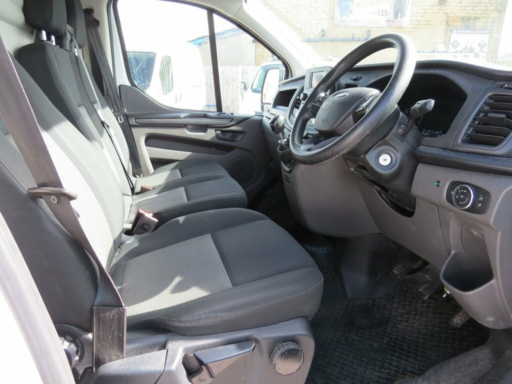 Ford Transit Custom 2.0 Ecoblue 130Ps Low Roof Trend Van White #3