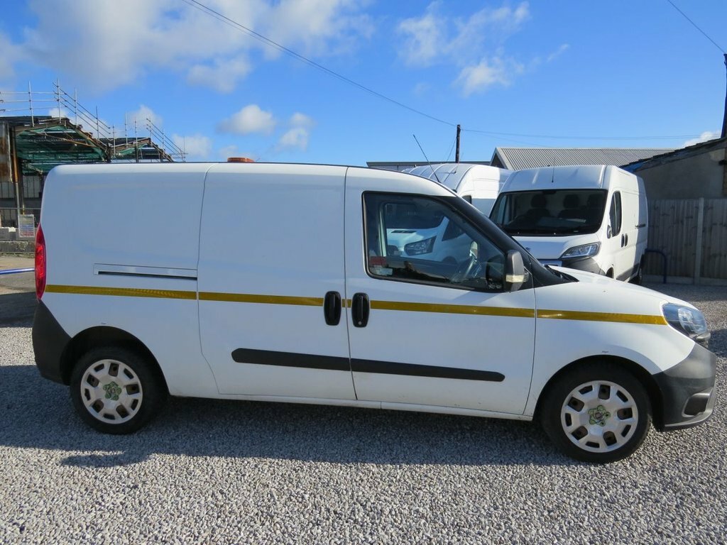 Fiat Doblo 1.6 Multijetii Maxi Sx Panel Van 6Dr White #9