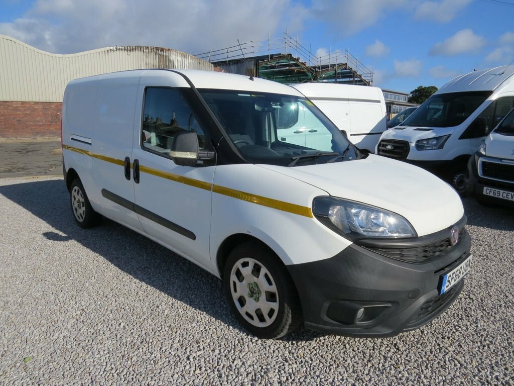 Fiat Doblo 1.6L Maxi Sx 6Dr White