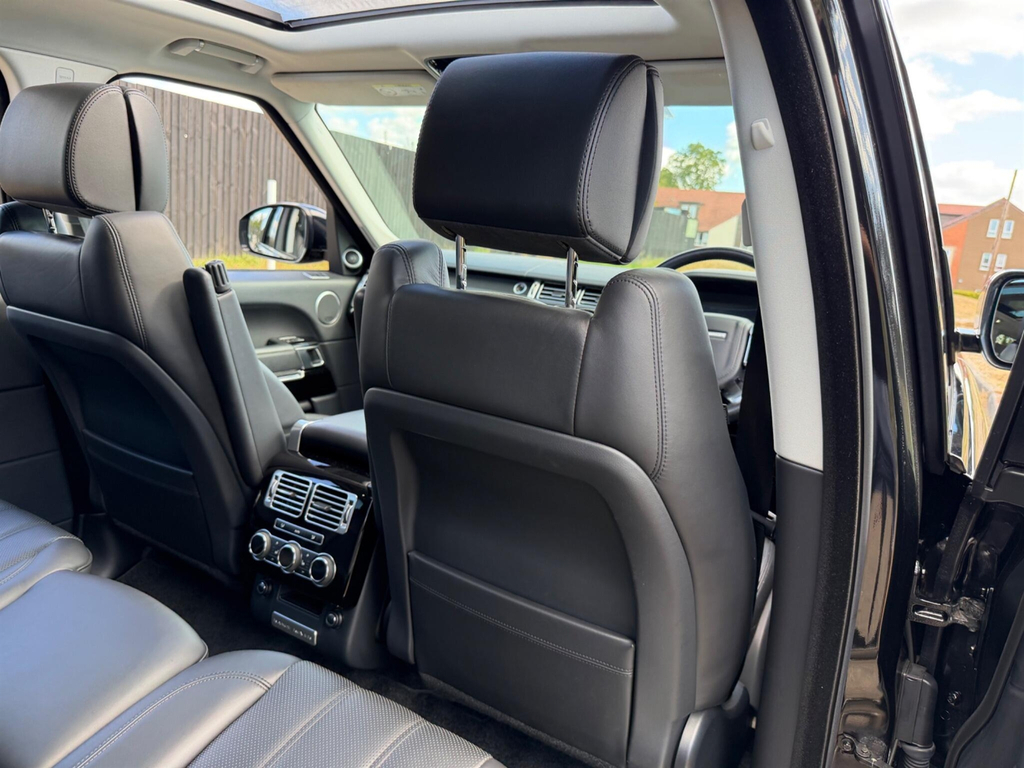 Land Rover Range Rover Sdv8 Vogue White #21