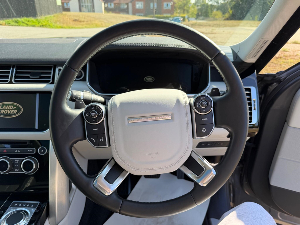 Land Rover Range Rover 4.4 Sdv8 Black #43