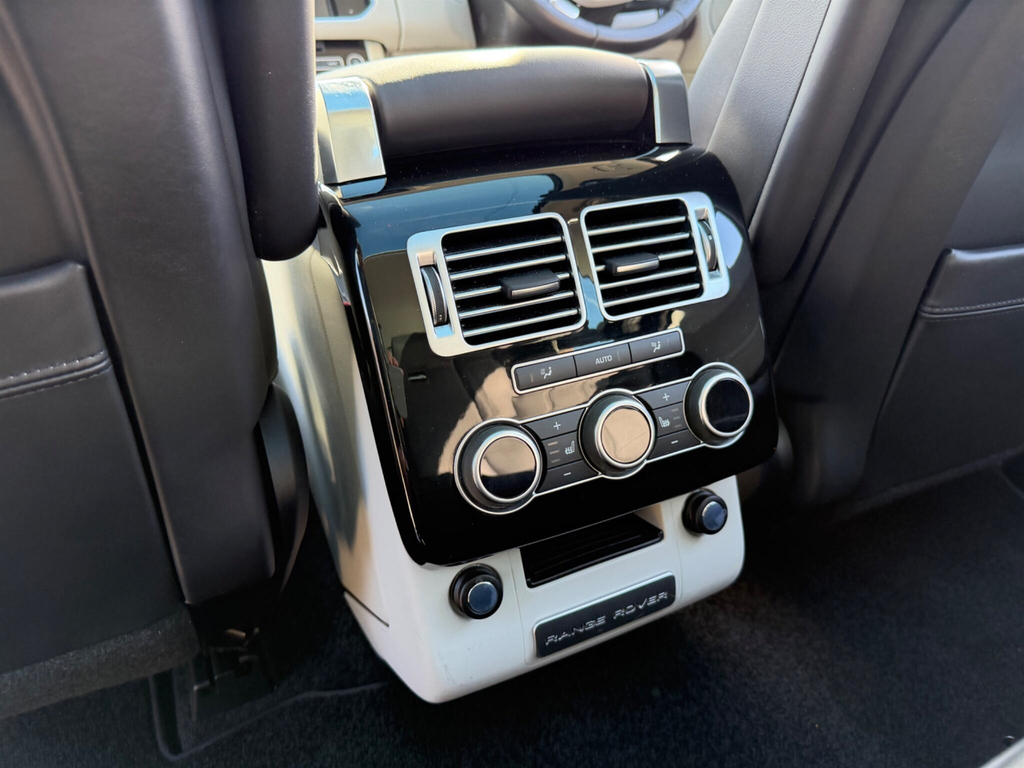 Land Rover Range Rover 4.4 Sdv8 Black #35