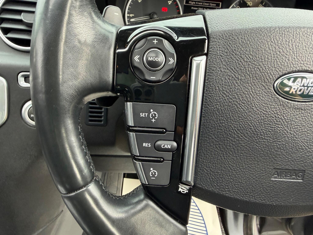 Land Rover Discovery 3.0 Sdv6 Hse 255 Bhp Black #31