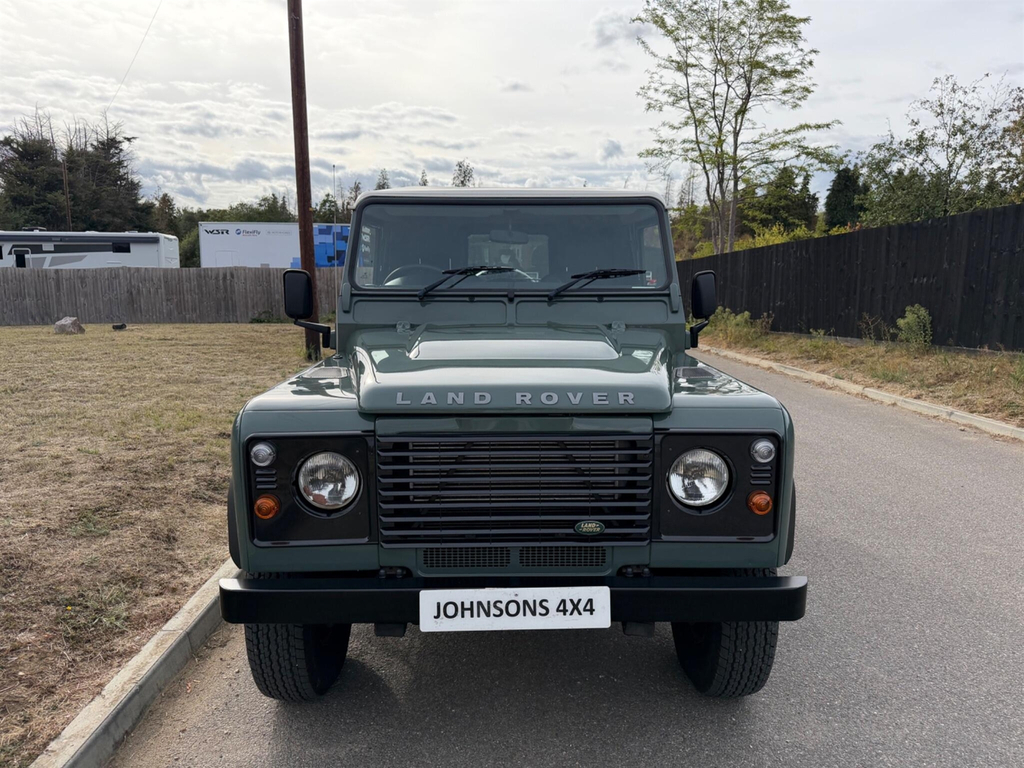 Land Rover Defender 110 2.4 Tdci Hard Top Suv 4Wd Mwb Euro 4 Green #3