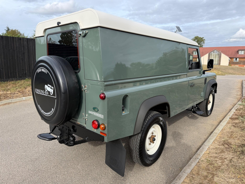 Land Rover Defender 110 2.4 Tdci Hard Top Suv 4Wd Mwb Euro 4 Green #5