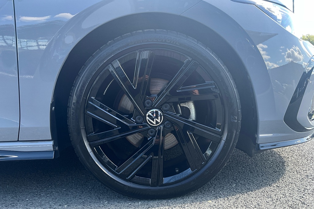 Volkswagen Golf 1.5 Tsi 150 Black Edition VK24FEH Grey #5