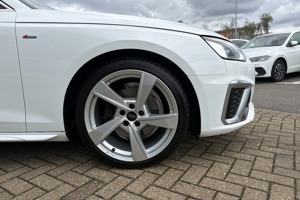 Audi A4 35 Tfsi S Line S Tronic BA74LVZ White #5