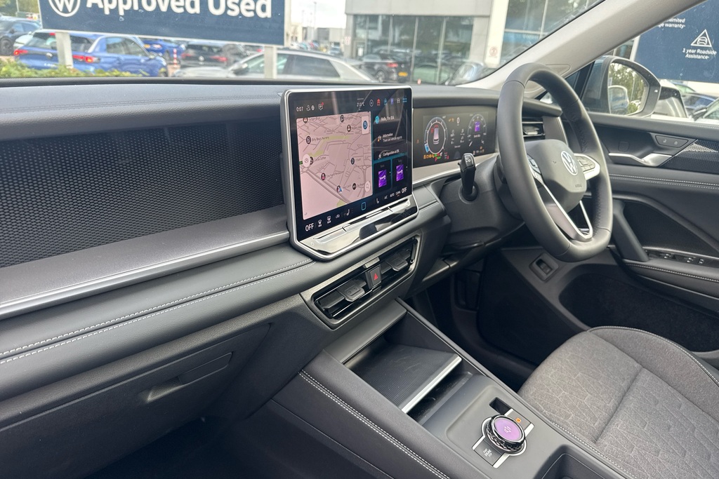 Volkswagen Tayron 1.5 Etsi Match Dsg7 7 Seat Area View Blue #2
