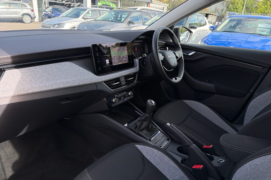 Skoda Scala 1.0 Tsi 116 Se Edition Black #2