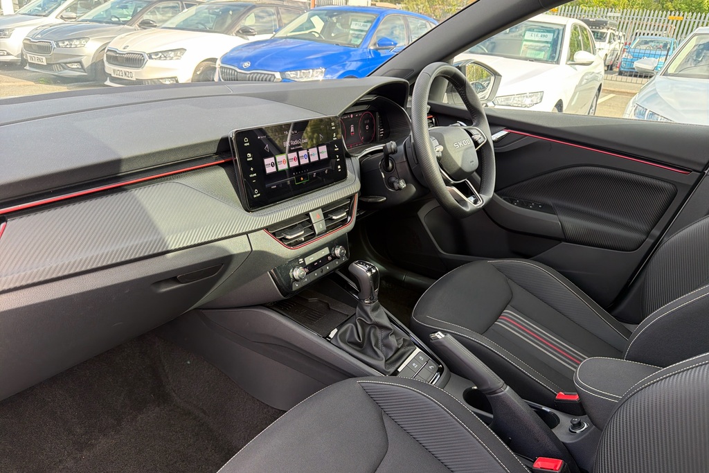 Skoda Scala 1.0 Tsi 116 Monte Carlo Edition Dsg White #2