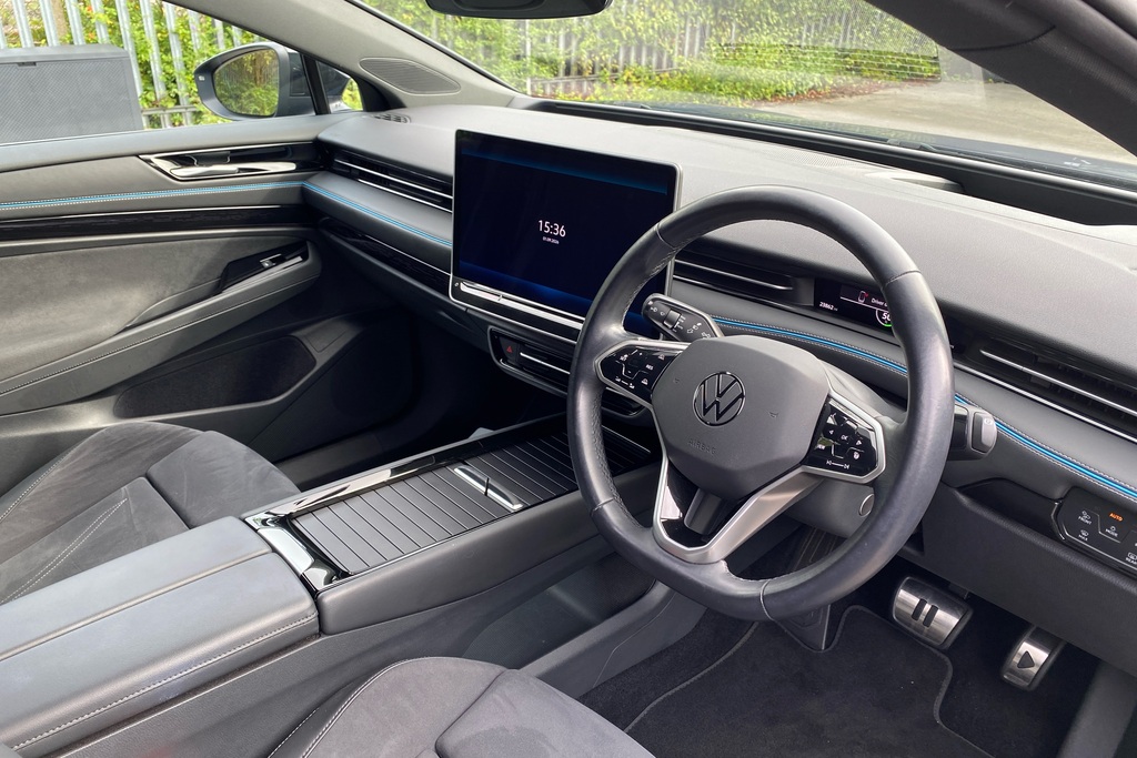 Volkswagen ID.7 210Kw Launch Edition Pro 77Kwh Blue #6