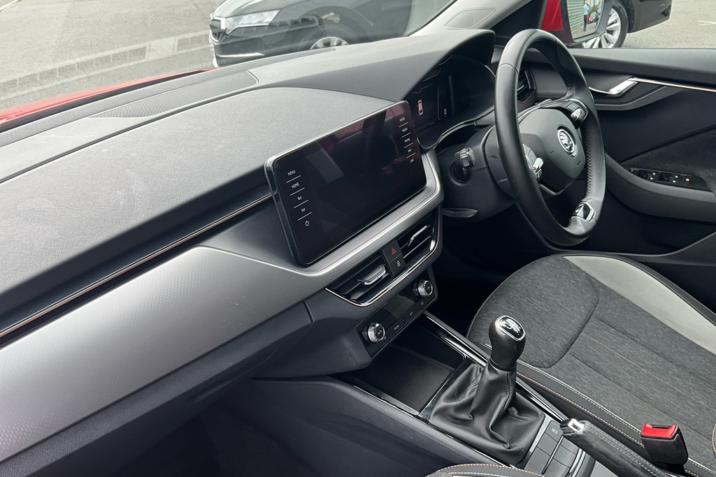 Skoda Scala 1.0 Tsi 110 Se L Red #2