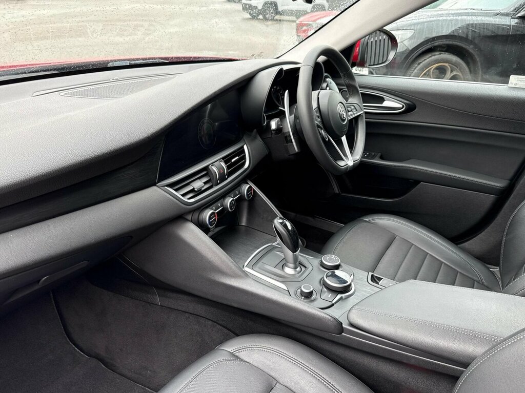 Alfa Romeo Giulia Black #14