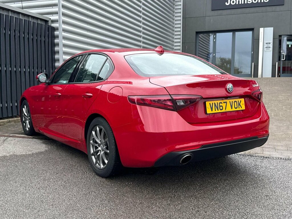 Alfa Romeo Giulia Black #66