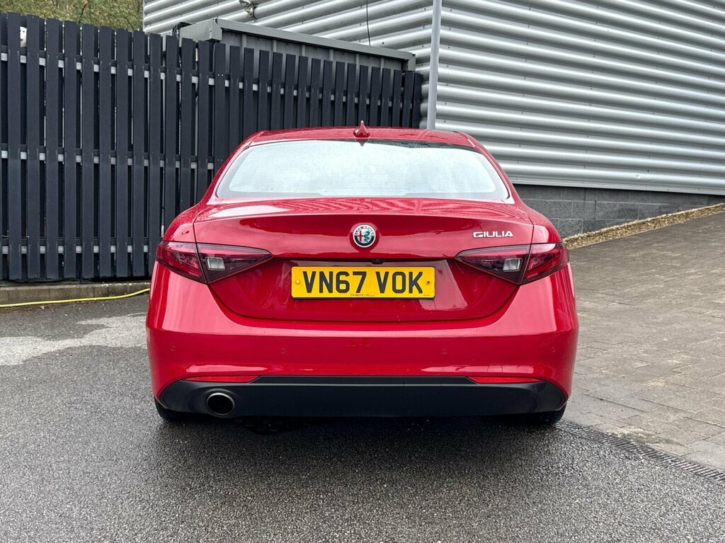 Alfa Romeo Giulia Black #68
