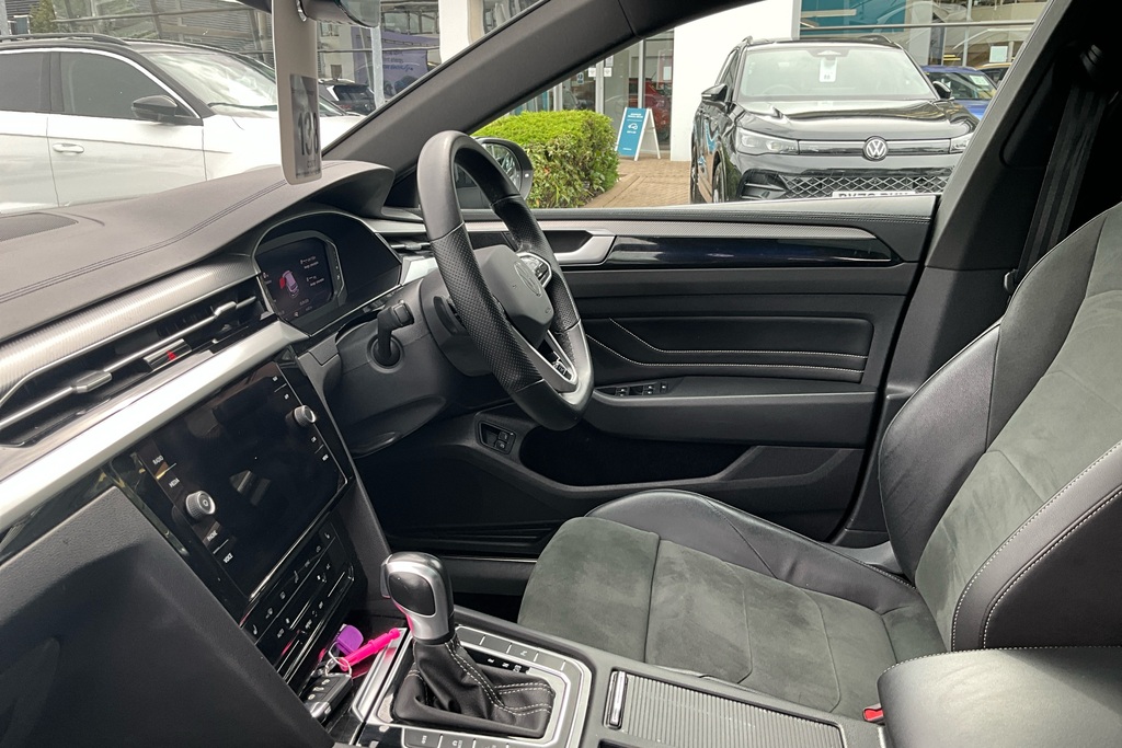 Volkswagen Arteon 1.4 Tsi Ehybrid R-line Dsg Black #2