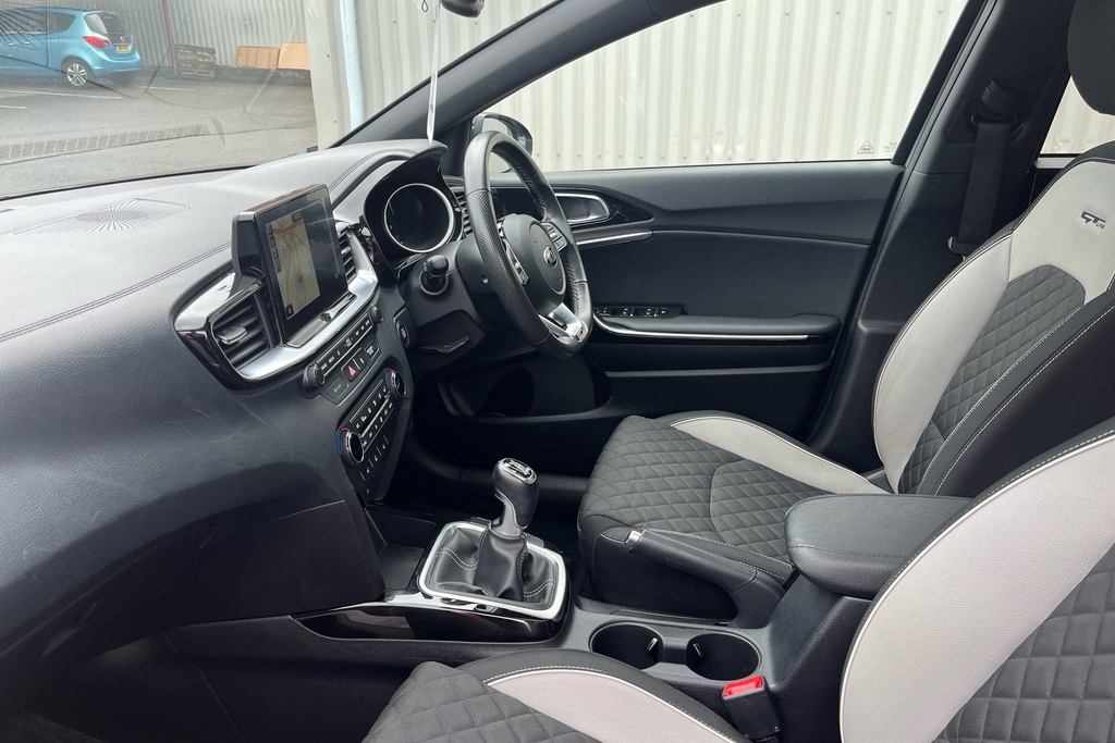 Kia Ceed 1.4T Gdi Isg Gt-line Lunar Edition Silver #6