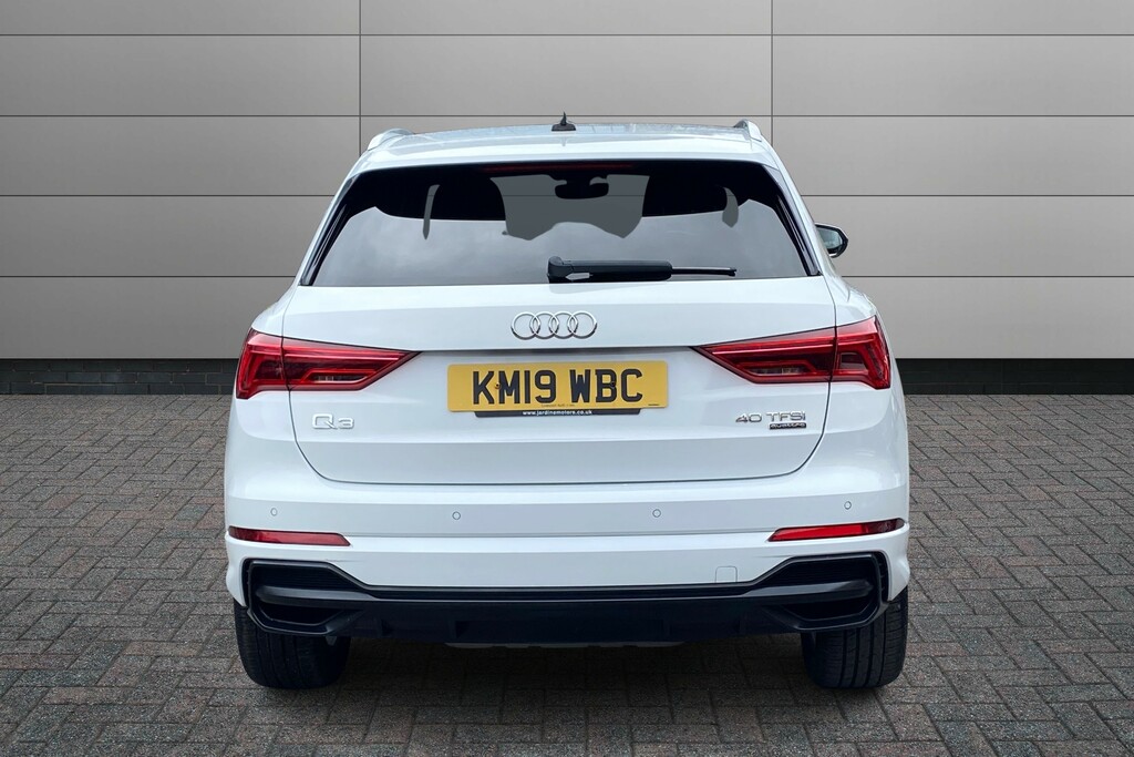 Audi Q3 Tdi S Line Black #11