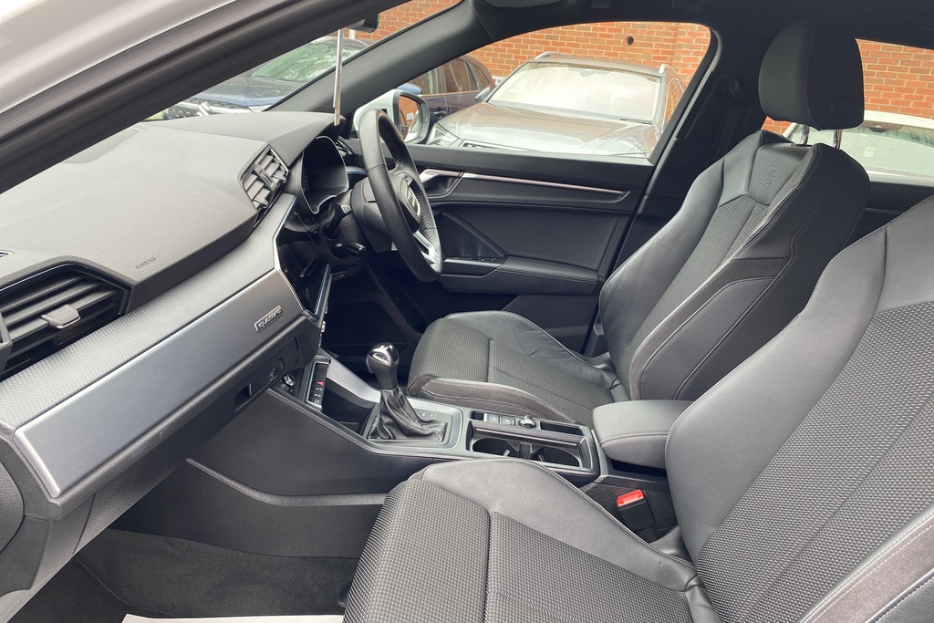Audi Q3 40 Tfsi Quattro S Line S Tronic White #6