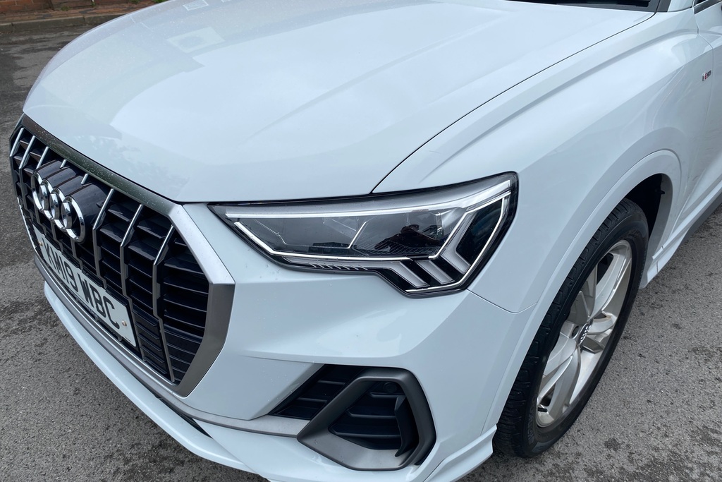 Audi Q3 Tdi S Line Black #37