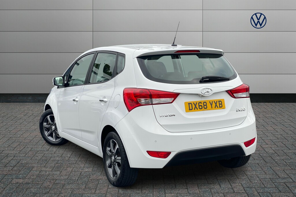 Hyundai Ix20 1.6 Se Nav White #3