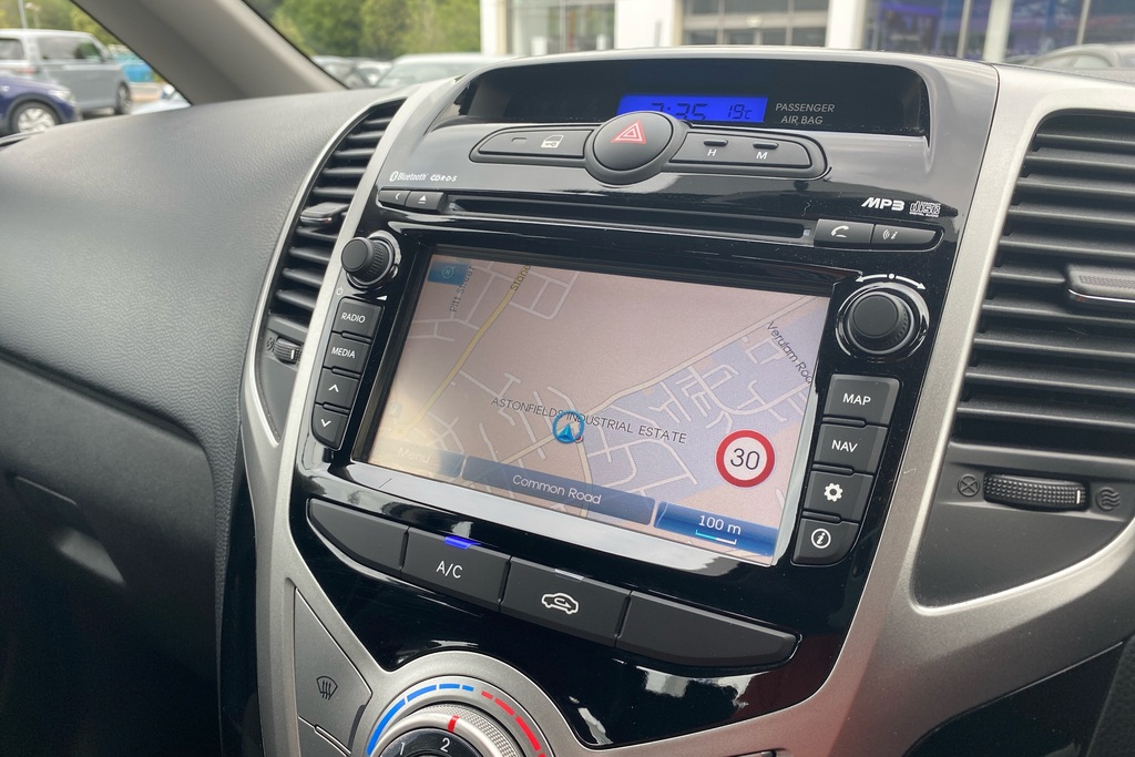 Hyundai Ix20 Se Red #41