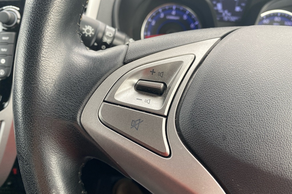 Hyundai Ix20 Se Red #33