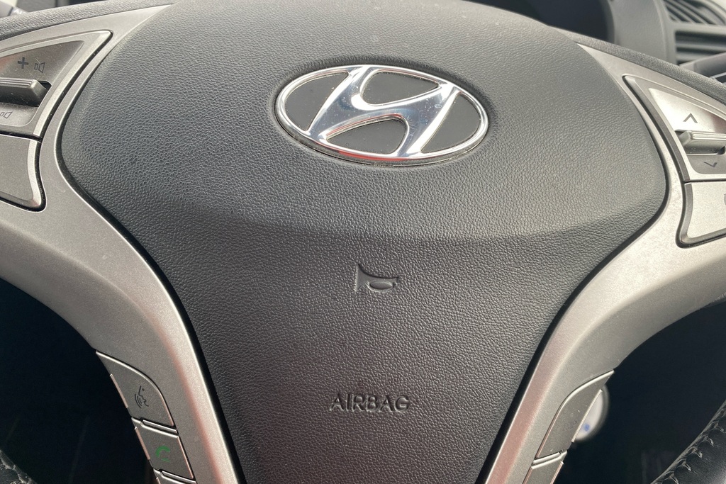 Hyundai Ix20 Se Red #35
