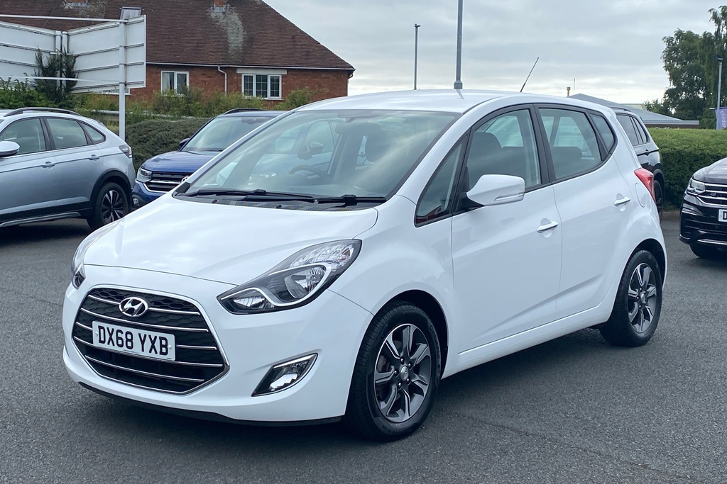 Hyundai Ix20 Se Red #15